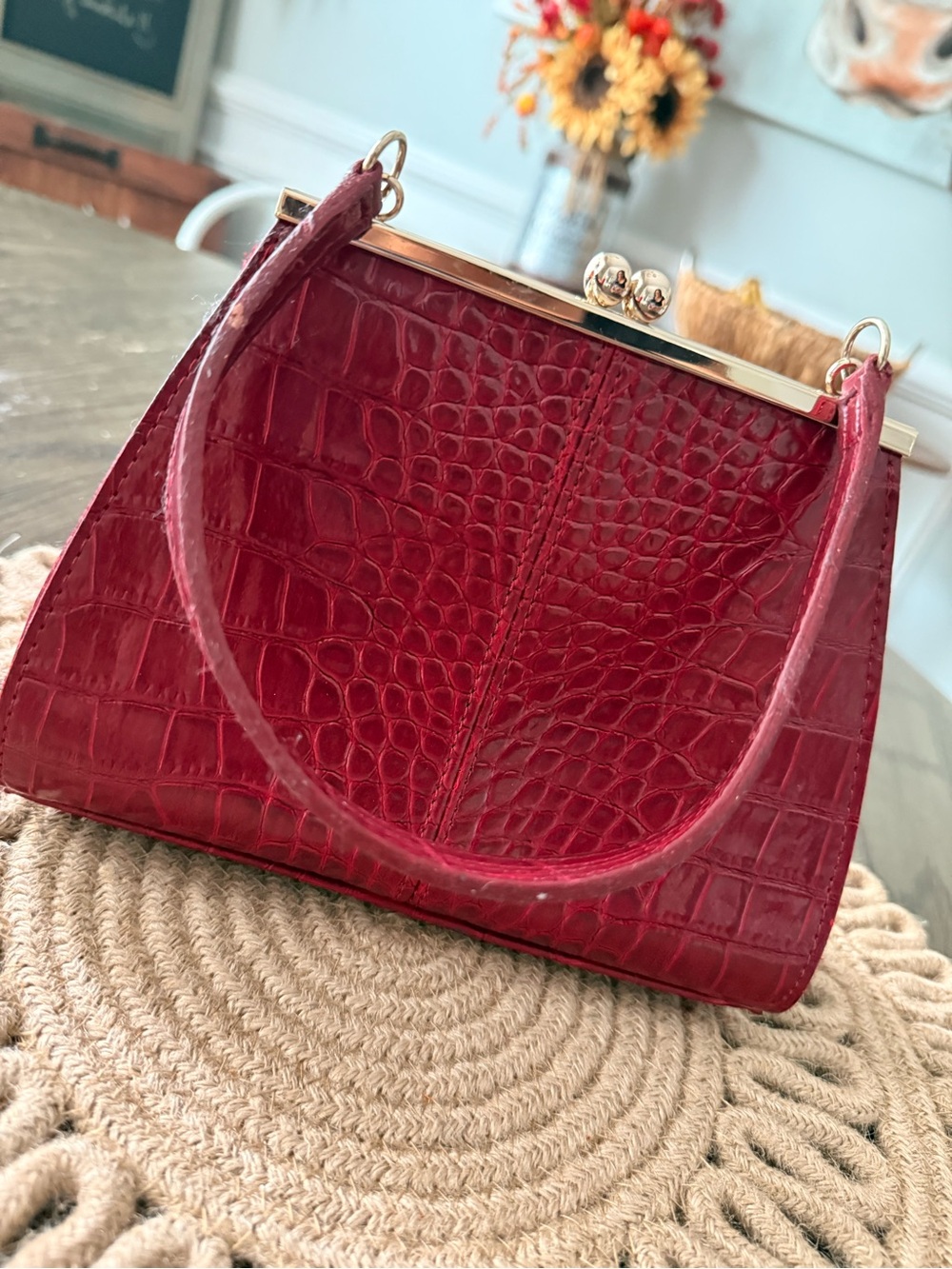 Vintage Liz Claiborne Red Snake Skin Embossed Faux Leather Hand Bag